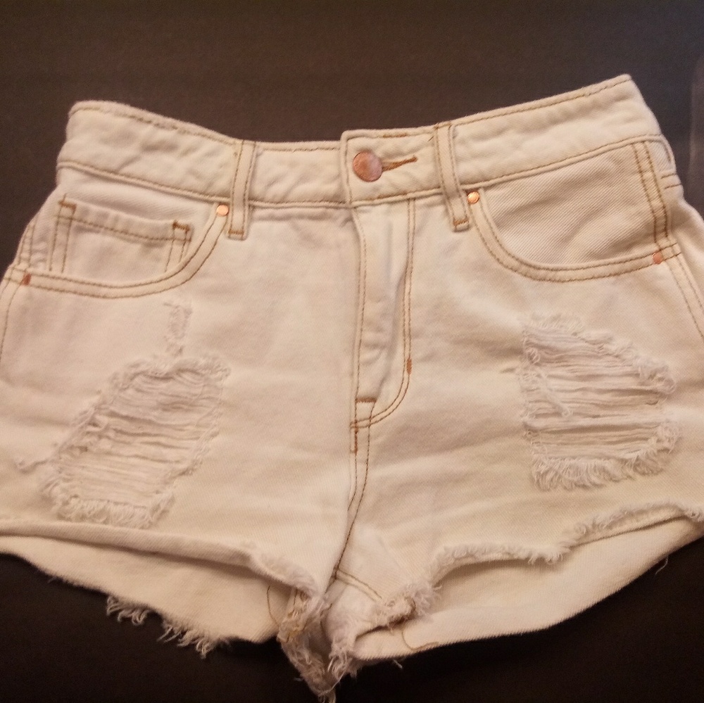 💋🔥 BULLHEAD HIGH-RISE SHORTS 🔥 - Picture 2 of 5